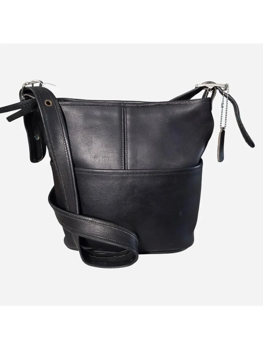 Vintage COACH medium Bucket  Black Leather Crossbody Bag